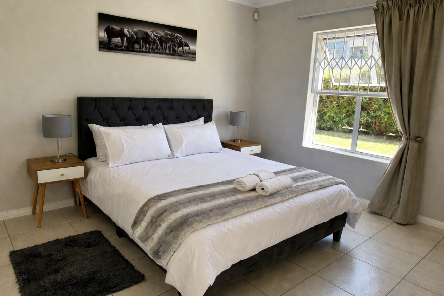 To Let 2 Bedroom Property for Rent in Beachfront Western Cape